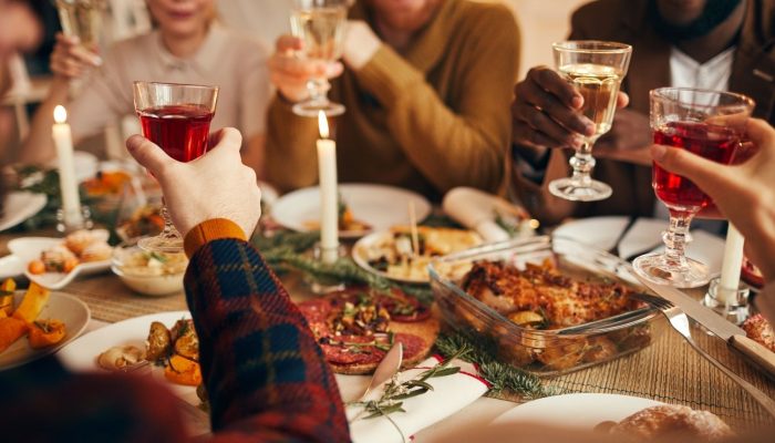 6 Ways to Lose Weight and Enjoy the Holidays