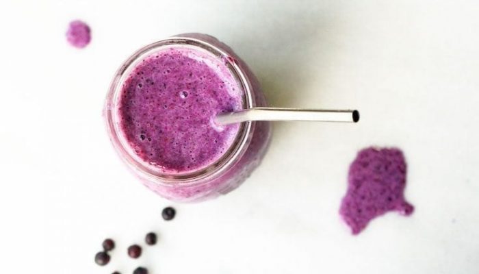 6 Refreshing Smoothies Under 250 Calories